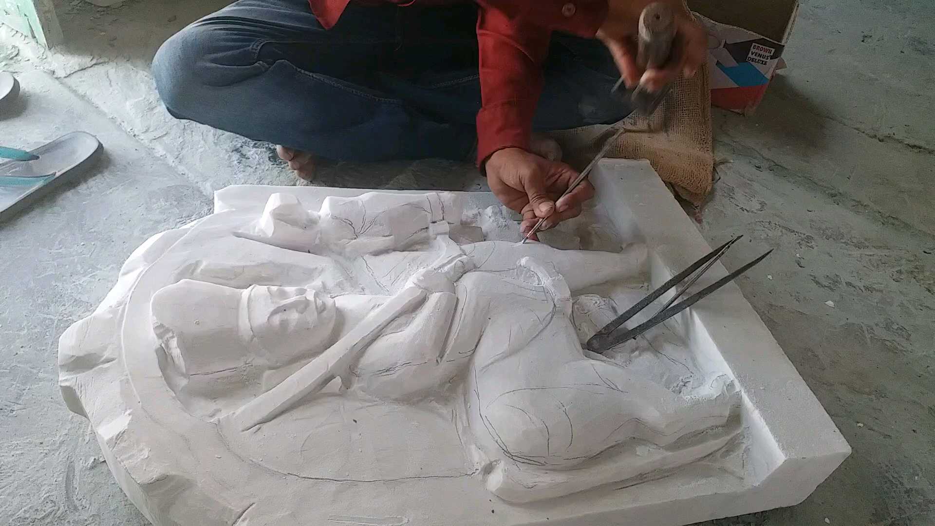 Sculpture carving