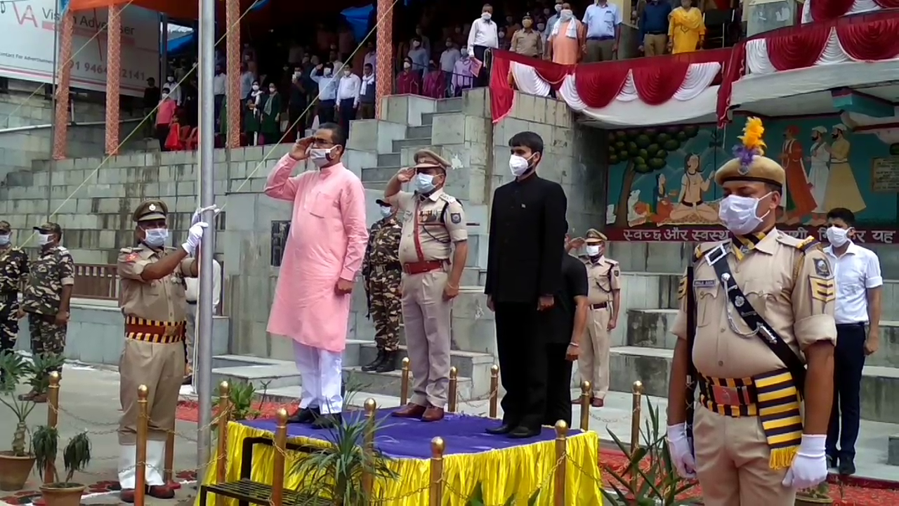 Independence day celebration held at district level in himachal