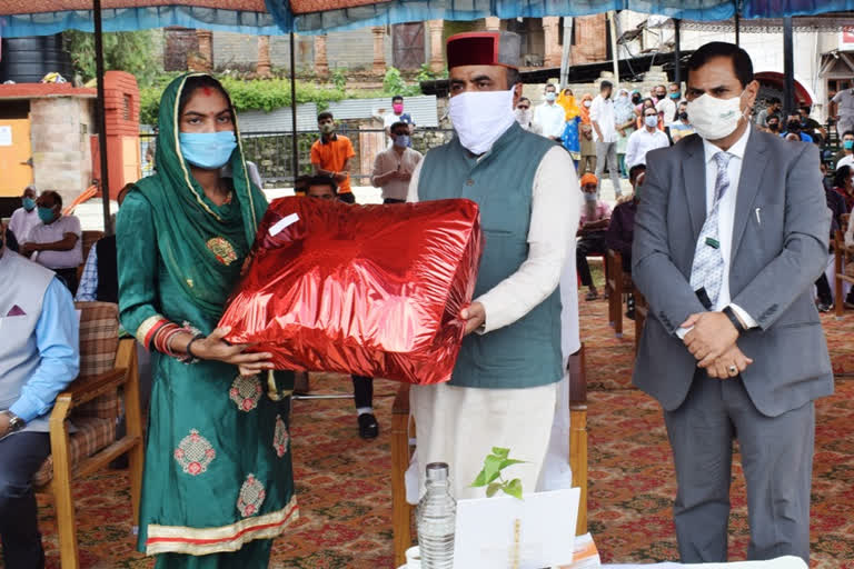 Independence day celebration held at district level in himachal