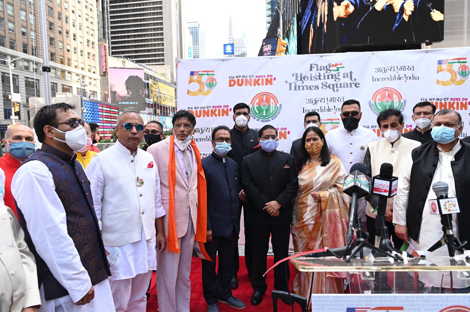 Indian tricolour hoisted for first time at Times Square