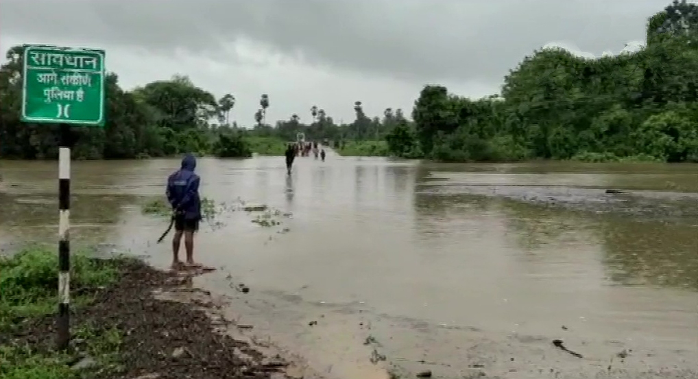 heavy rains batter northern states of india