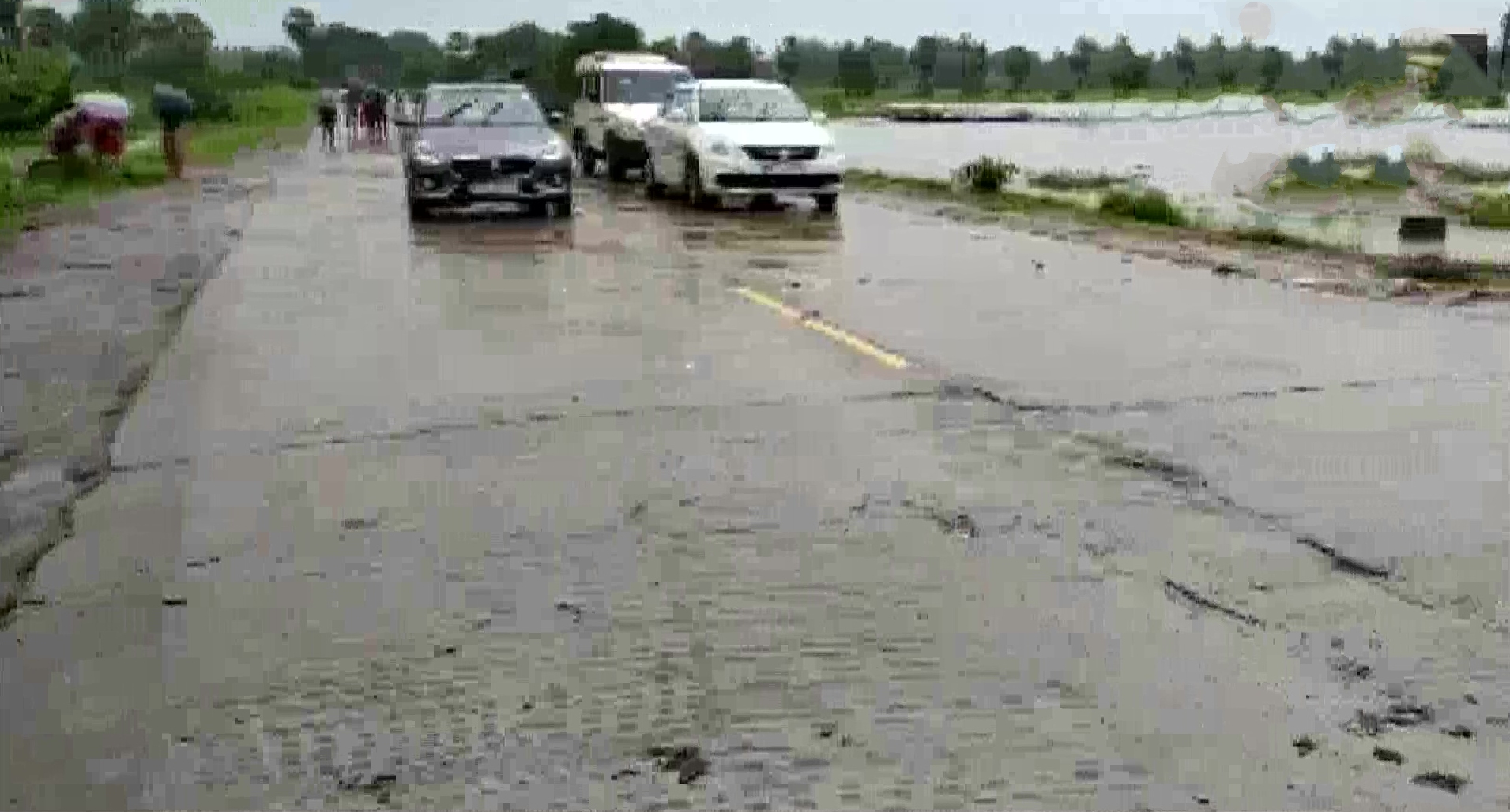 heavy rains batter northern states of india