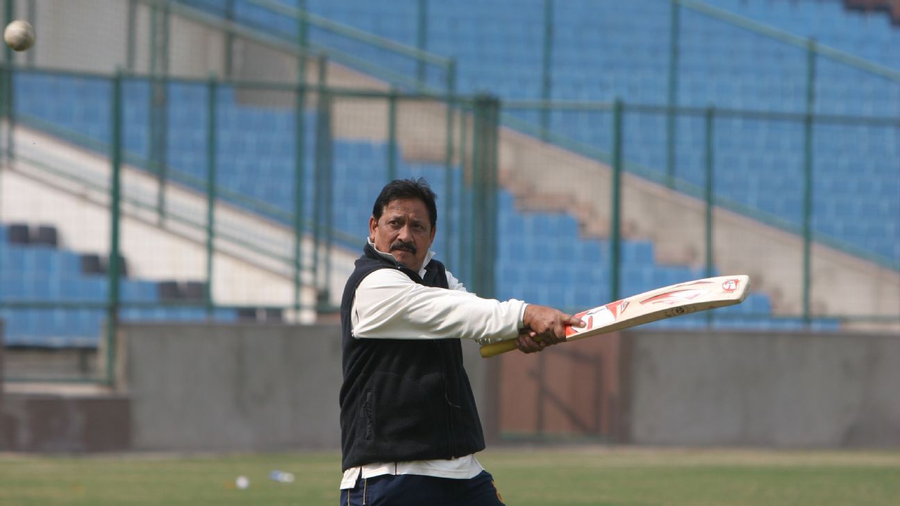 Sunil Gavaskar, Chetan Chauhan