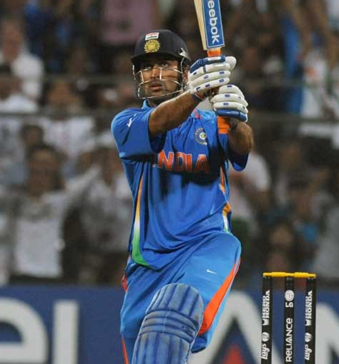 dhoni sixer in 2011 worldcup final