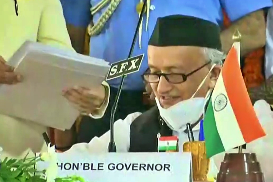 Bhagat Singh Koshyari takes oath