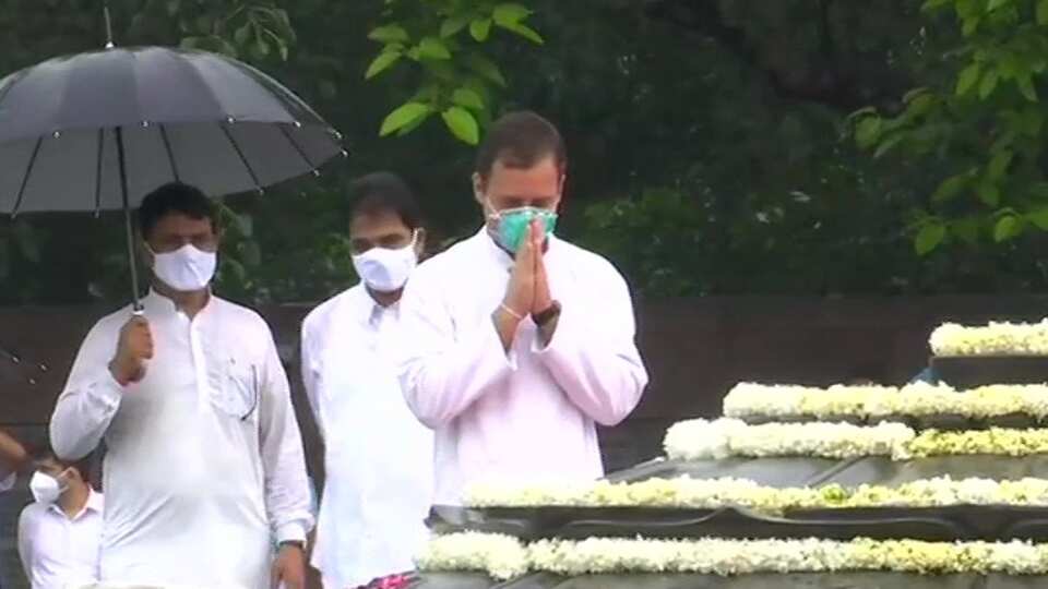 Rahul Gandhi visits Delhi’s Veer Bhumi Rajiv Gandhi Memorial