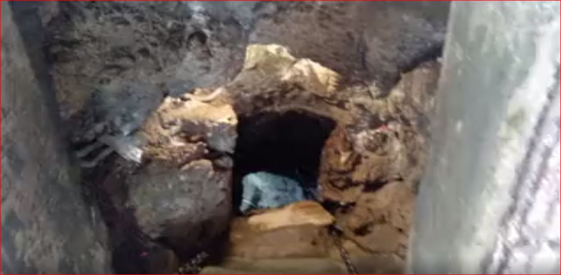 patal bhuvaneshwar cave where lord ganesh chopped head fallen as per mythology