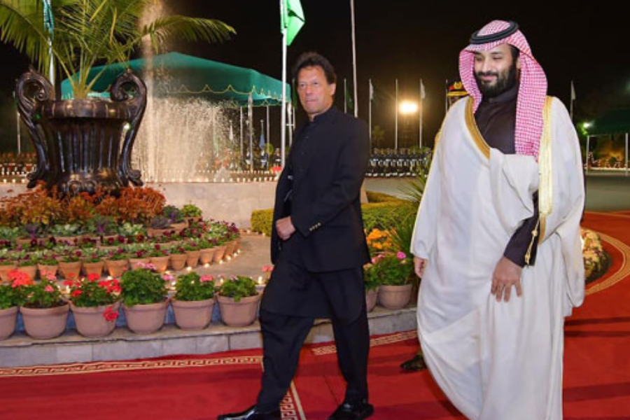 Pakistan colludes with MBS' rivals in Royal family