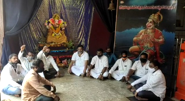 hindu organizations protest state wide against government conditions for ganesh cathurthi celebrations