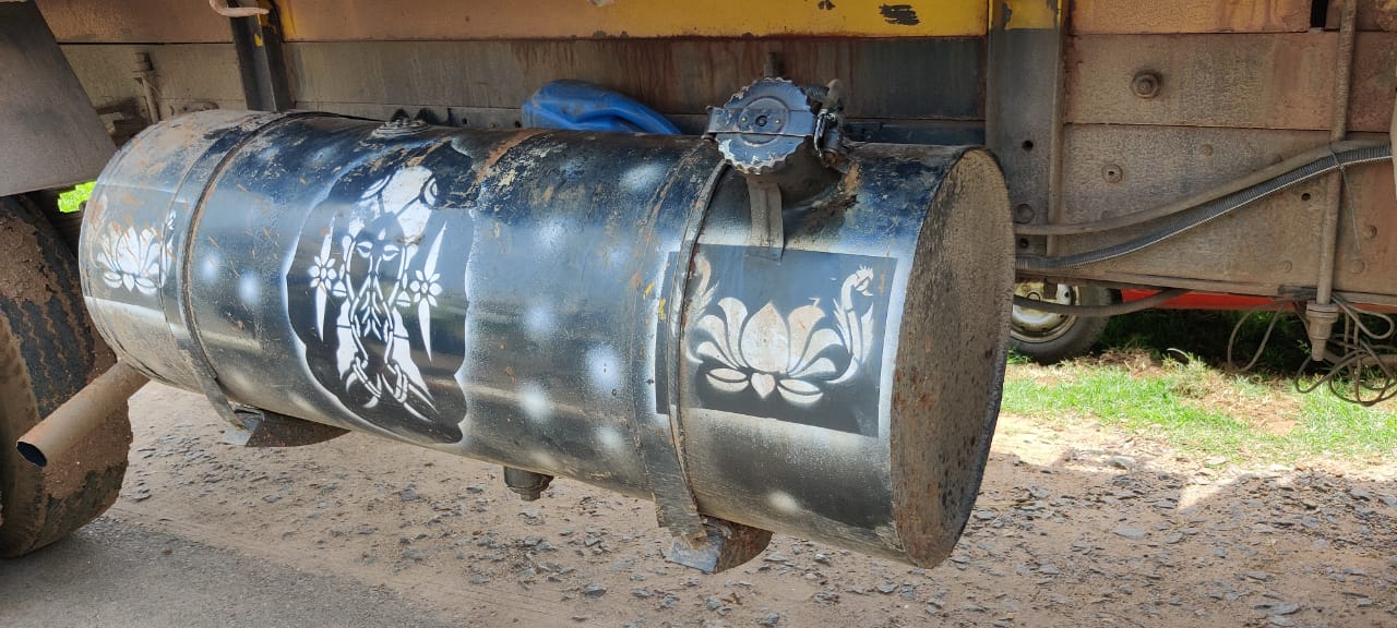 Lorry was used to transport liquor illegally in the diesel tank