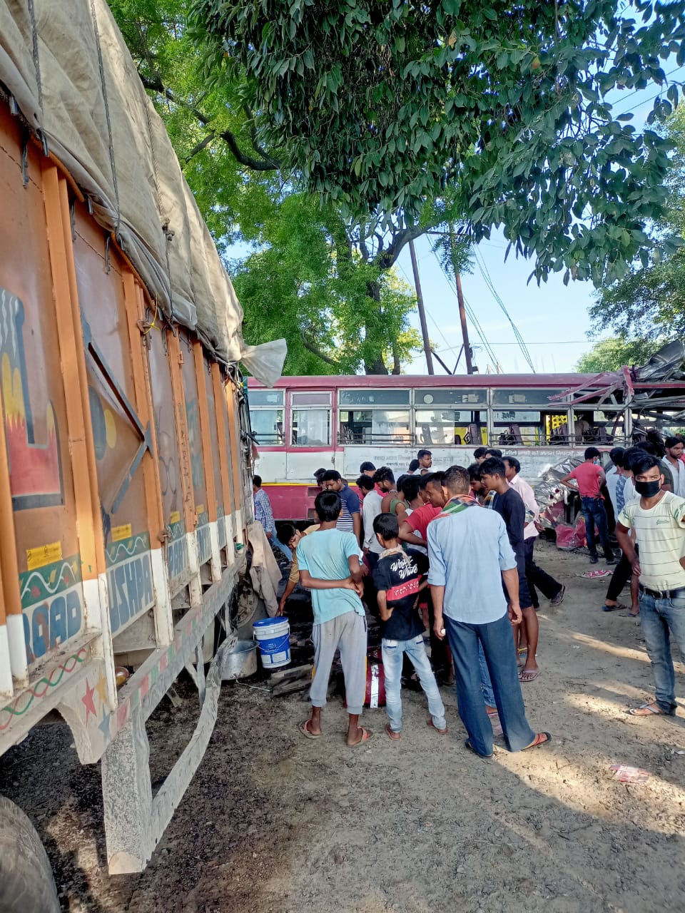 Uttar Pradesh bus accident