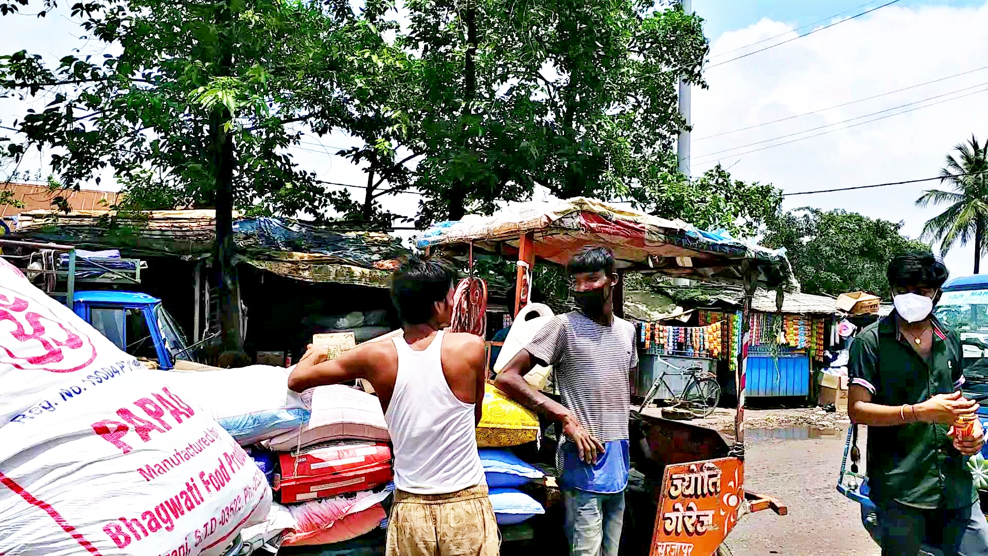 Gulab Bagh market