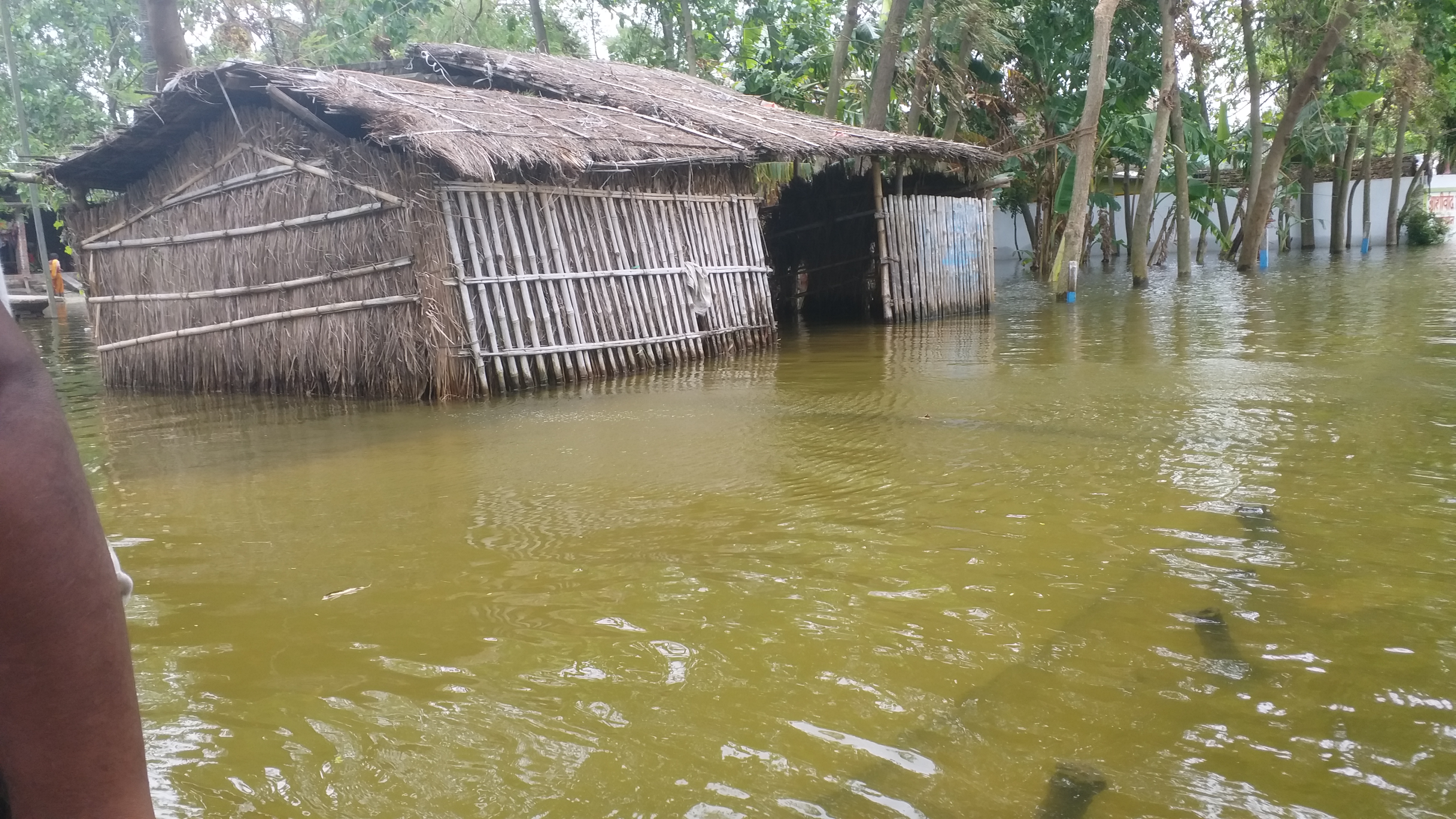 बाढ़ से परेशान बिहार की जिलावार खबर