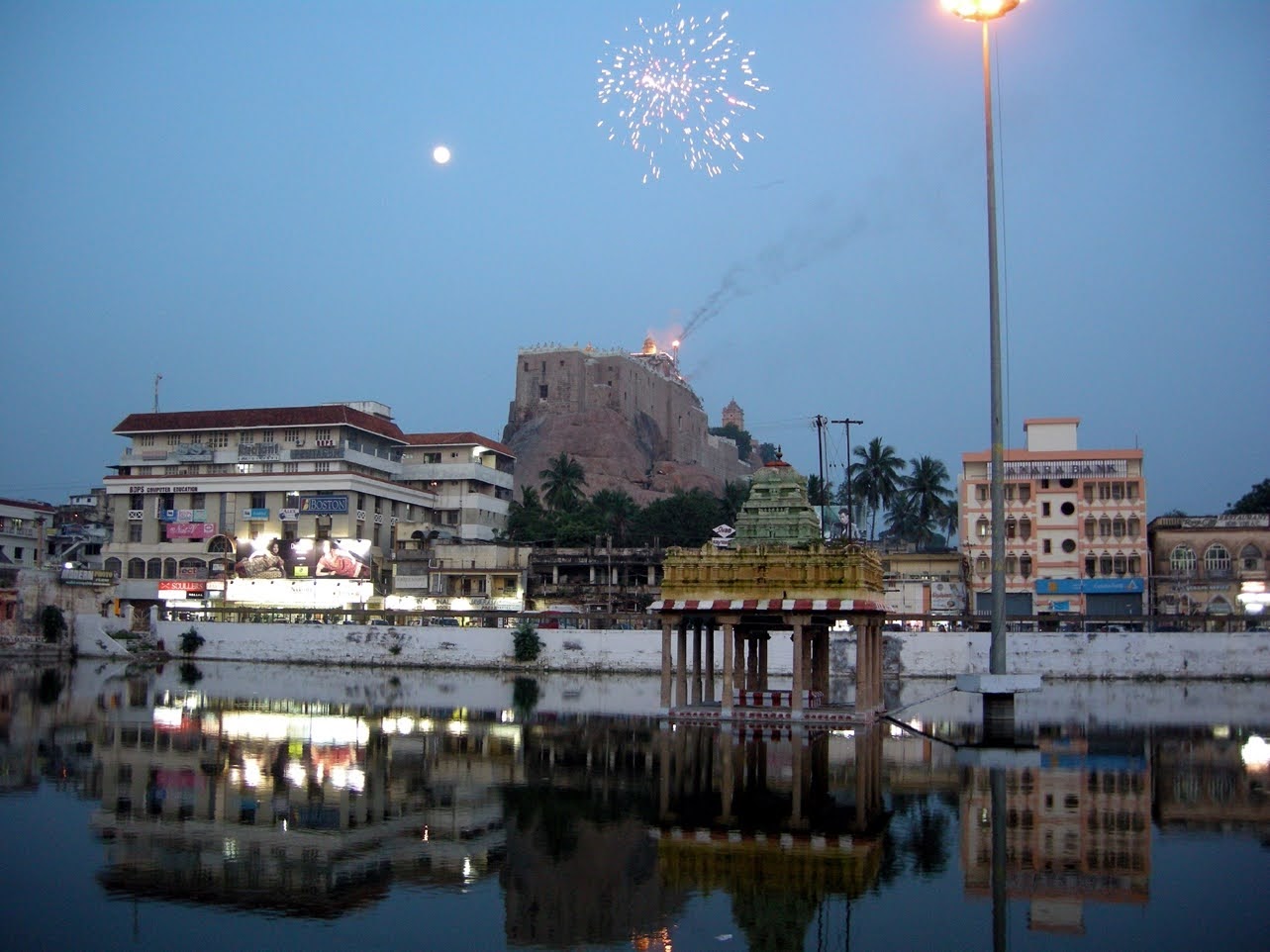 Uchchi Pillaiyar Ganesh Temple