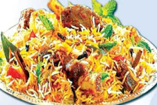 try-biryani-in-a-easy-way-with-kashmiri-mutton-biryani