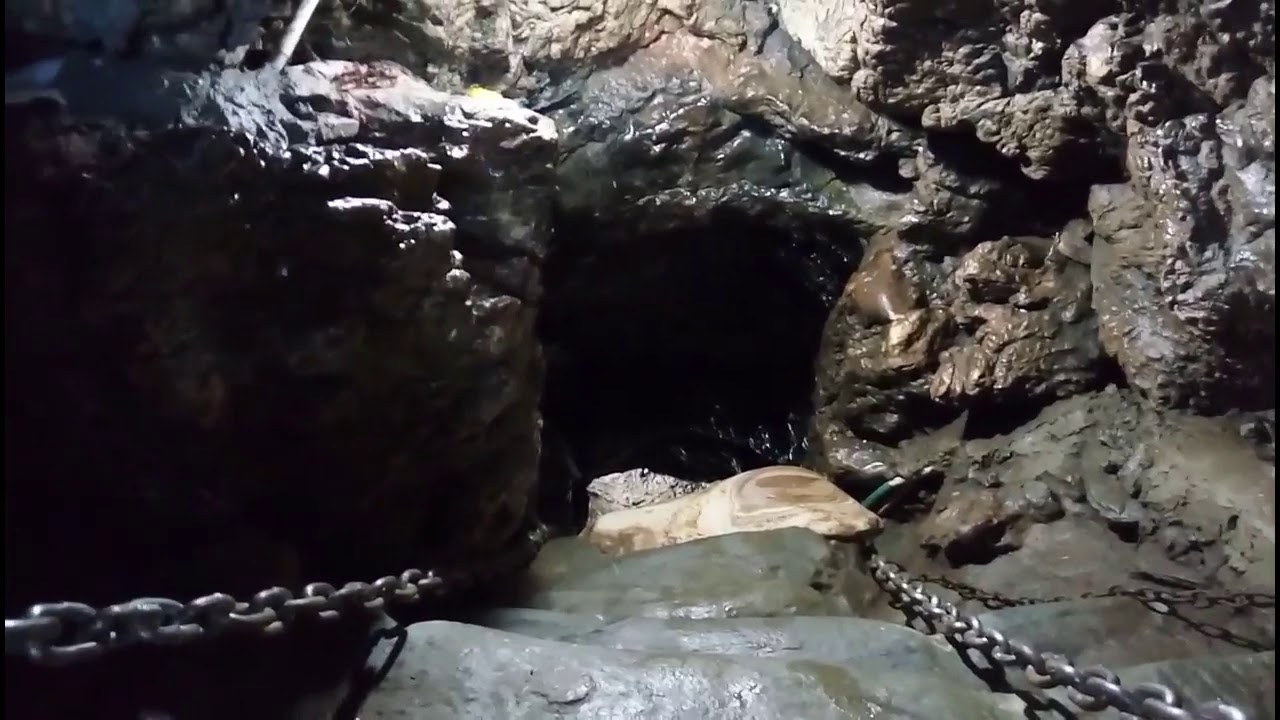 patal bhuvneshwar cave