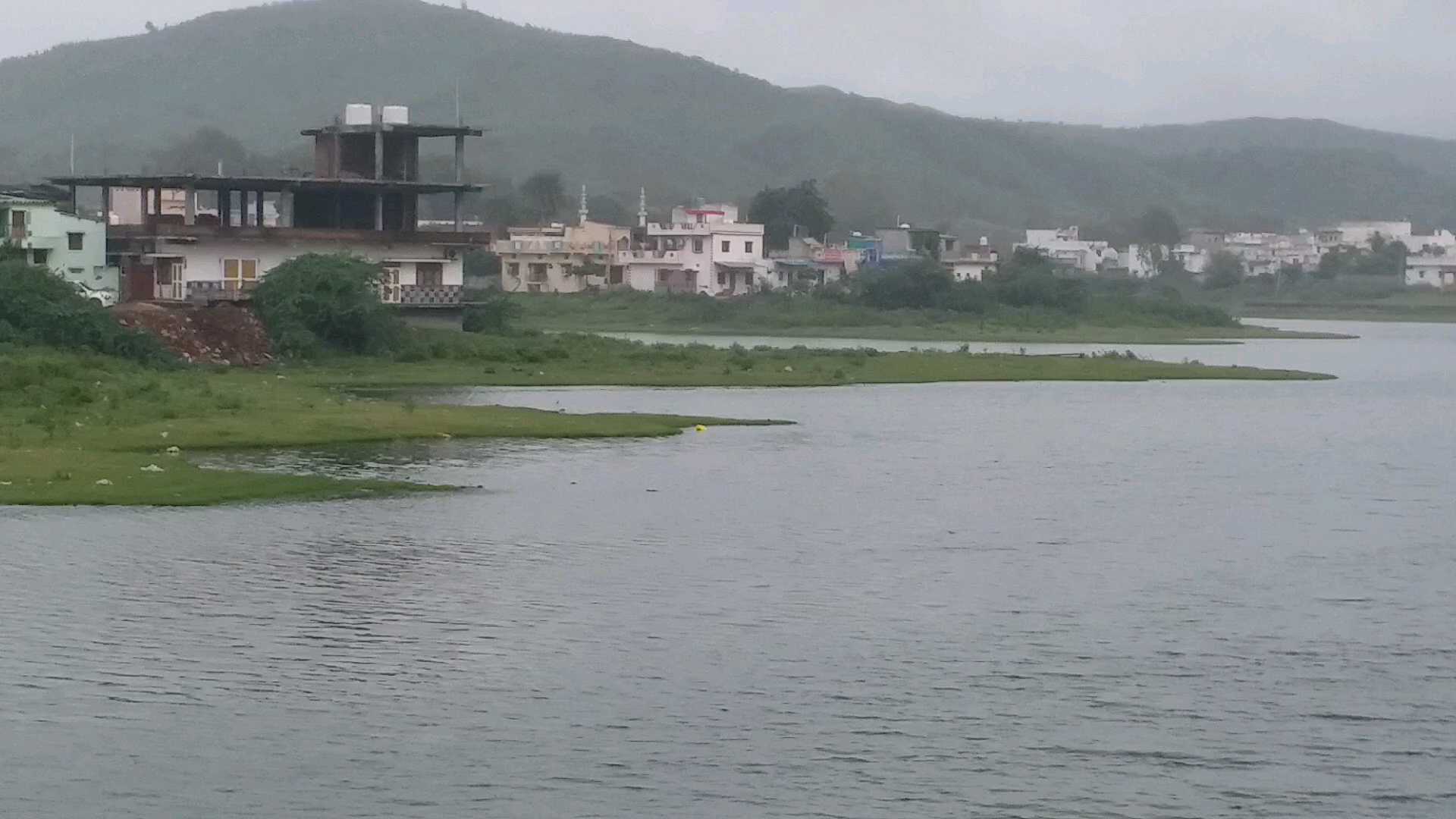 illegal occupation of pond land,  pond land in baswara