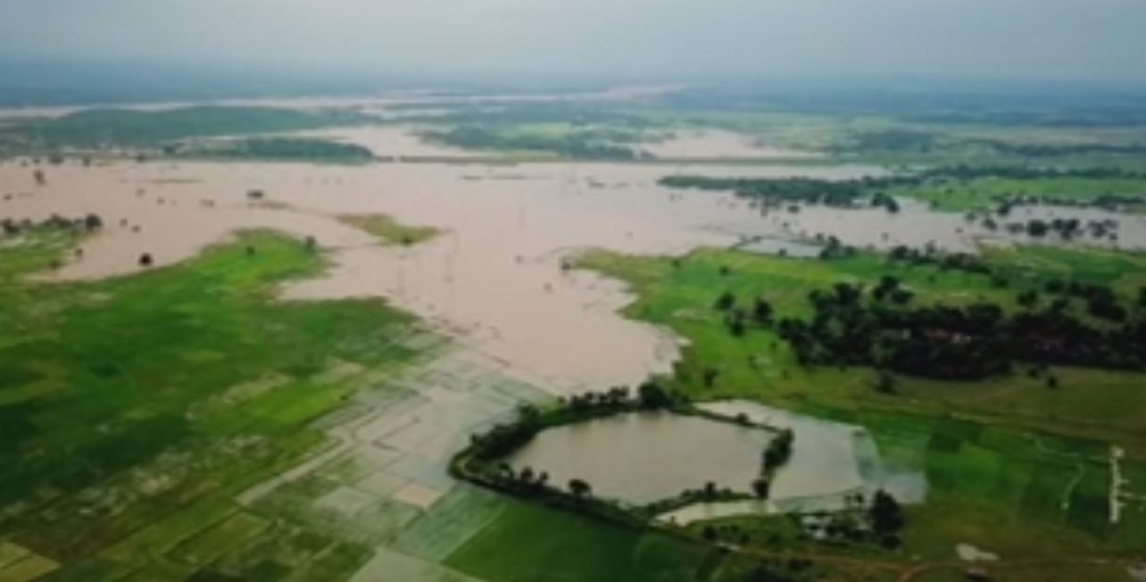 floods due to heavyr rainfall several states in India