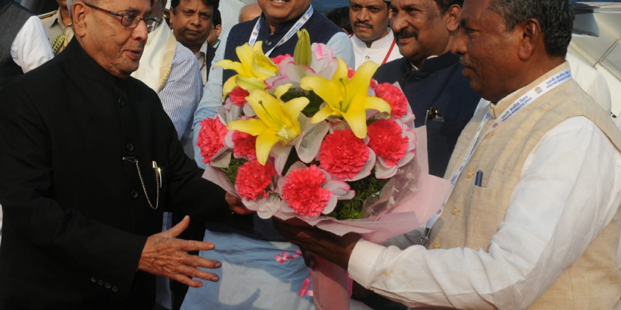 state congres released Former President Pranab Mukherjee Photograph