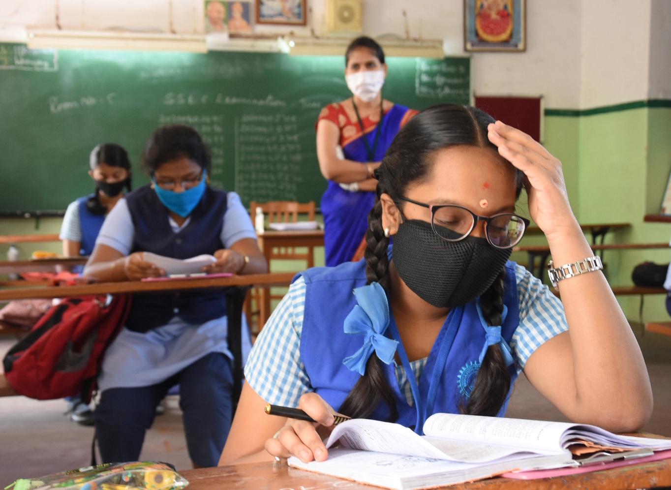 ৰাষ্ট্ৰীয় প্ৰেক্ষাপটত দিনটোৰ শীৰ্ষ বাতৰি