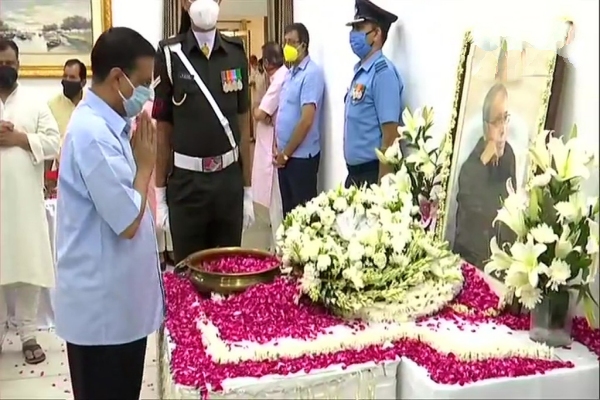 kejrival pay last Tribute