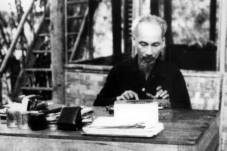 Ho Chi Minh - journalism