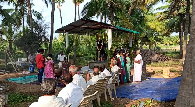 Tamil Nadu farmer erects a statue for his beloved bull