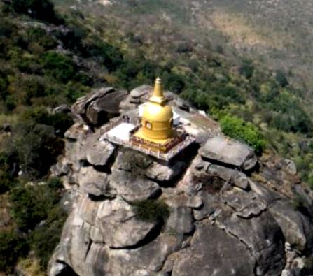 प्रेतशिला पर्वत पर है मंदिर