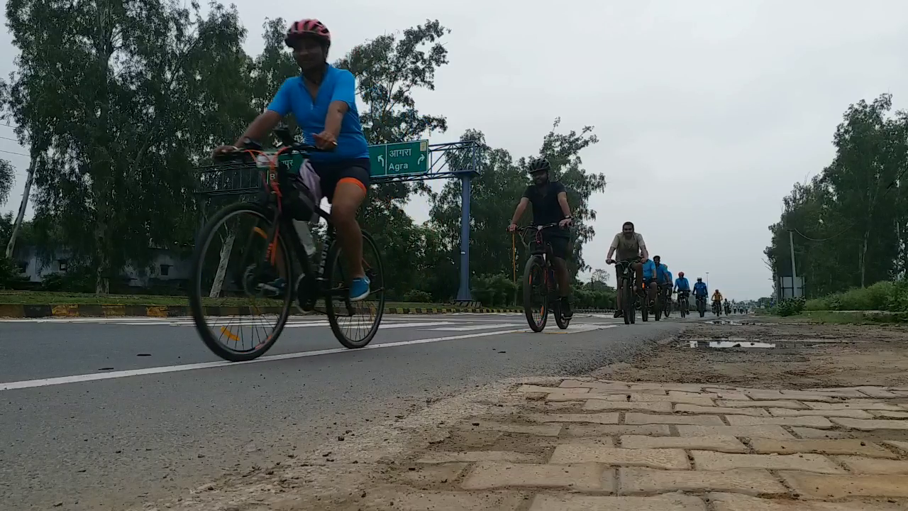 cycling in bharatpur,  special story on cycling