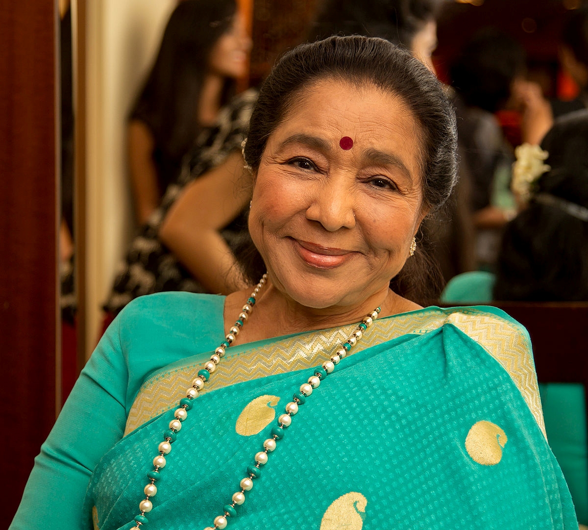 asha bhosle birthday  asha bhosle birthday special  asha bhosle best songs  asha bhosle favourite songs  87-ാം പിറന്നാൾ  പോപ്പും ഗസലും ക്ലാസിക്കലും മെലഡിയും  ആശ'സംഗീതം  ആശാ ഭോസ്‌ലെ  ആശാ ജി ജന്മദിനം  ബോളിവുഡ് ഇതിഹാസ ഗായിക  ലതാജി  latha manjeshakar  asha birthday  bollywood legendary singer