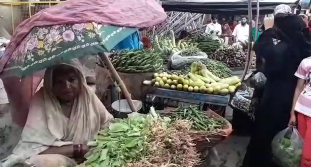 prices of vegetables worries people in meerut uttar pradesh