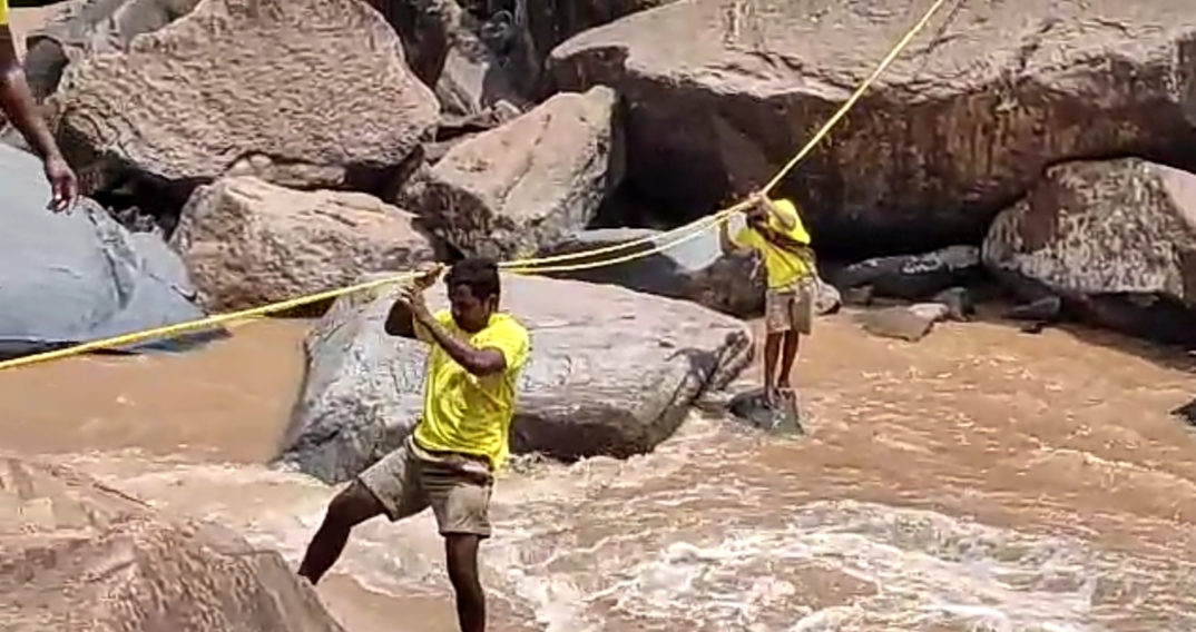 people who swept in vmalanjakudum waterfall