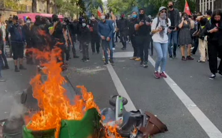 Activists attempt relaunch of French yellow vest protests