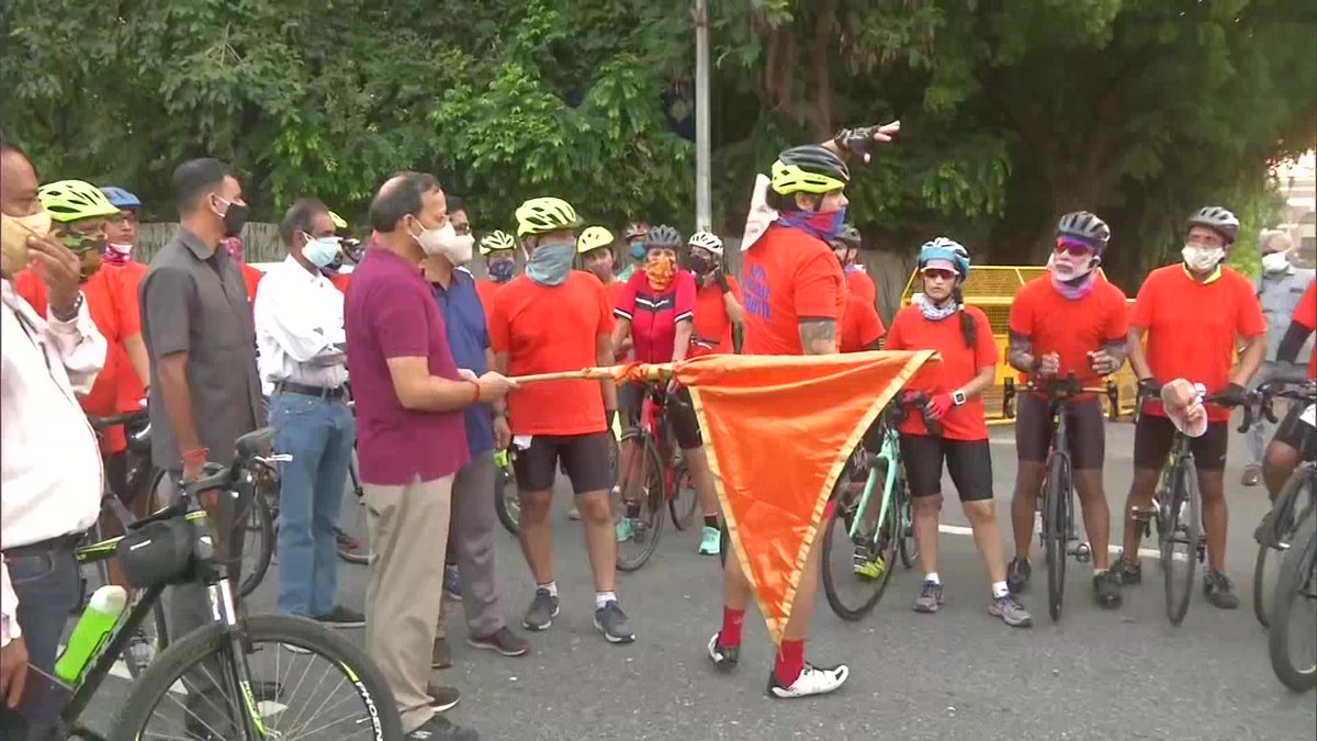 BJP MP Arun Singh flagged off a cycle rally