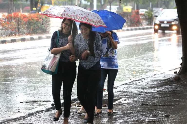 Chance of heavy rains in 9 states