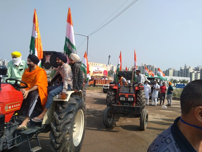 Farmers protest new agriculture law by blocking major road in Sirsa