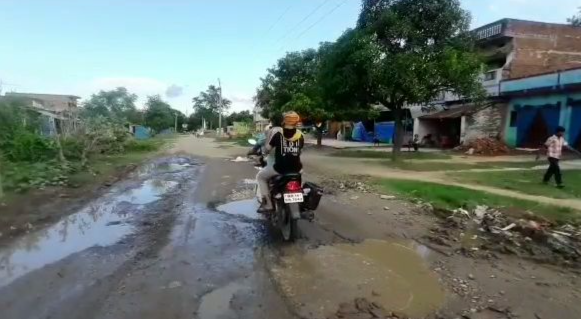 pothole free road campaign in balrampur