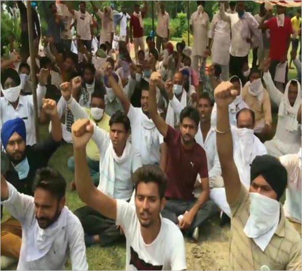 farmer's protest: agitators block roads in hisar  haryana