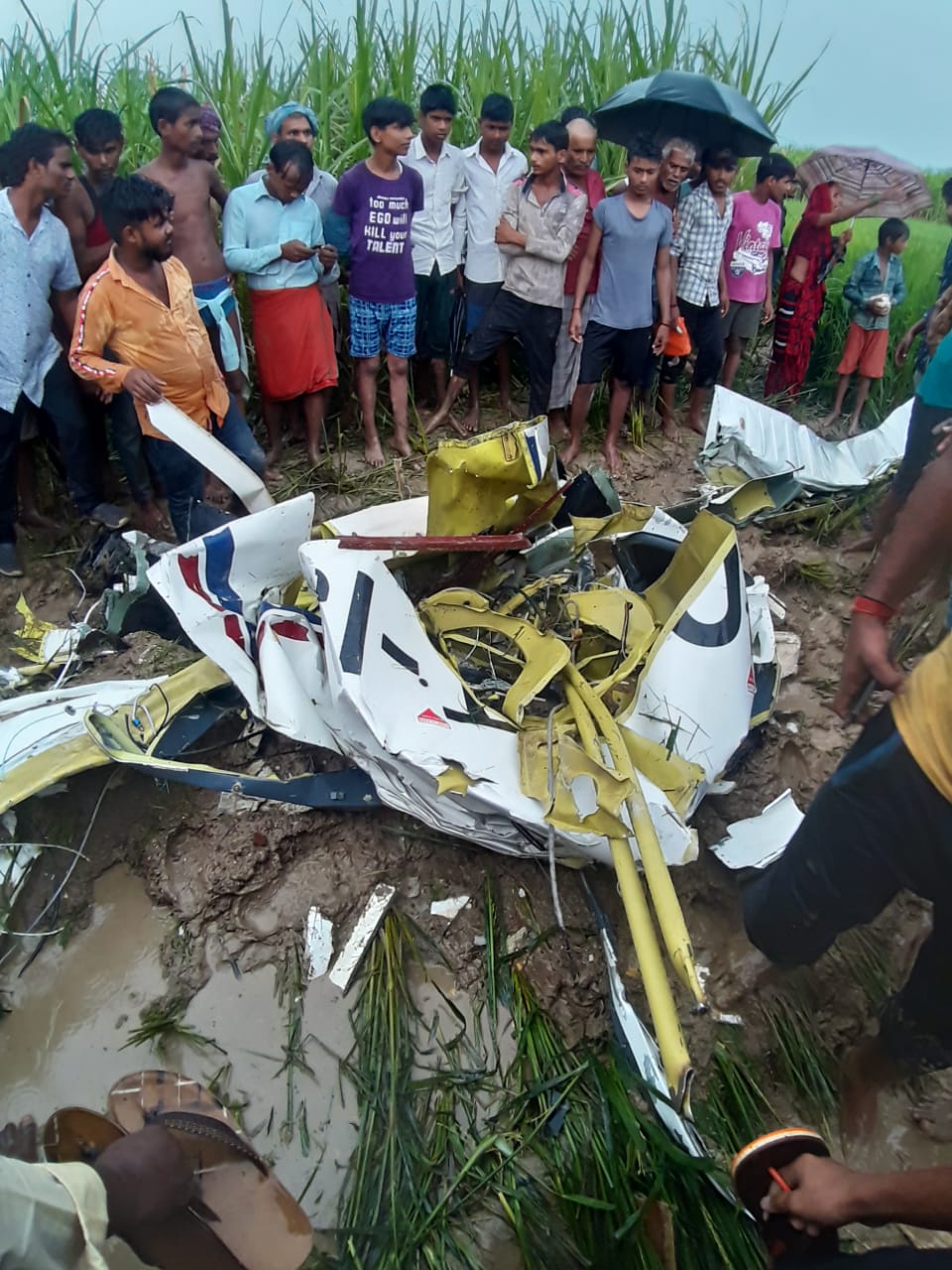 Four-seater training aircraft crashes near Azamgarh in UP, one dead: official sources