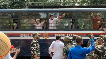 Youth Congress march towards Parliament against farm bills, members detained by Delhi Police