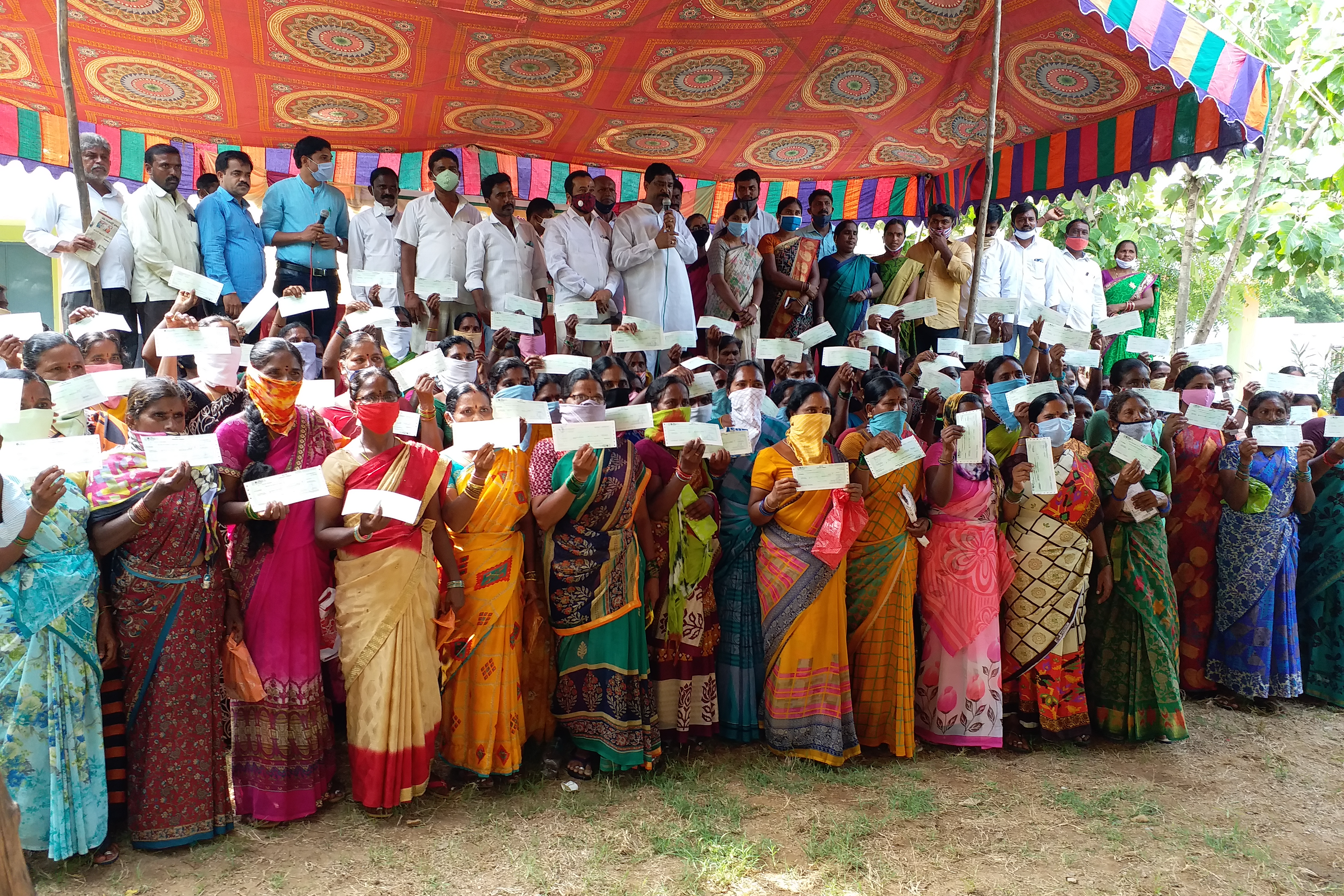 mla tatikonda rajaiah distributed kalyan laxmi cheques at chilpur