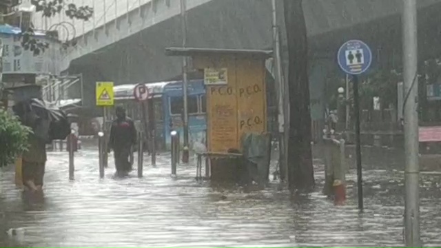 Mumbai rains: Five teams of NDRF on standby,says Maha minister