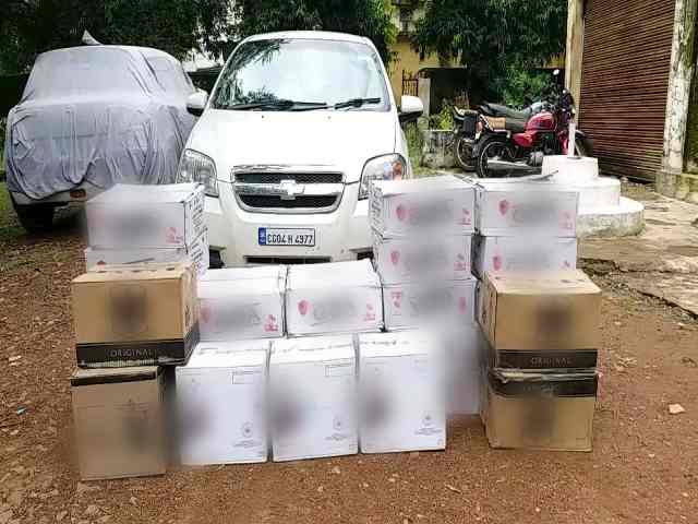 Police arrested interstate liquor smugglers