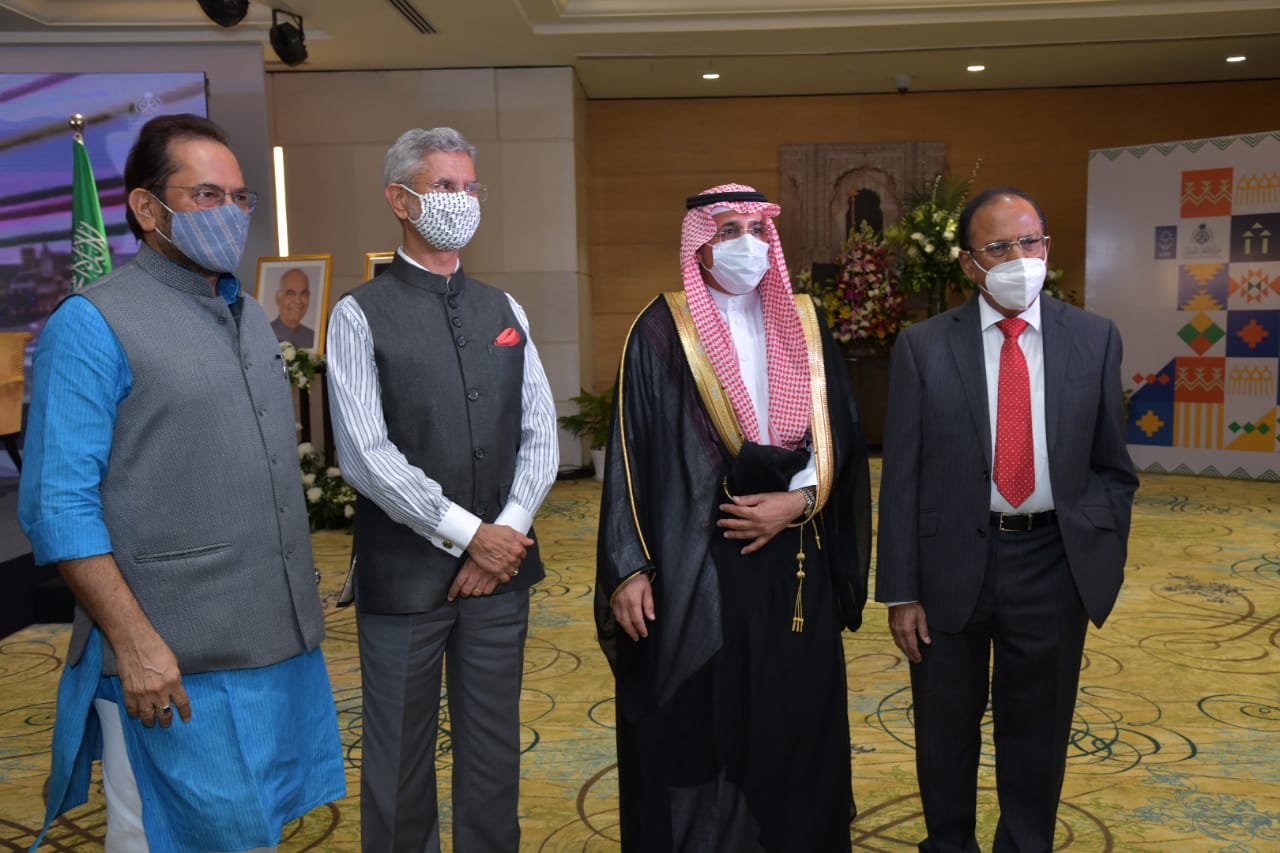 indian ministers attend saudi arabia's national day