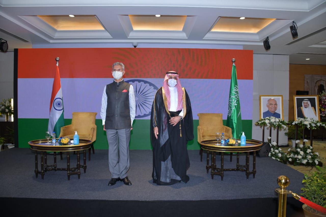 indian ministers attend saudi arabia's national day