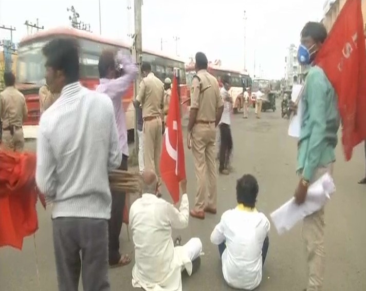 Farmers' orgs have called karnataka  statewide bandh against Farm Bills