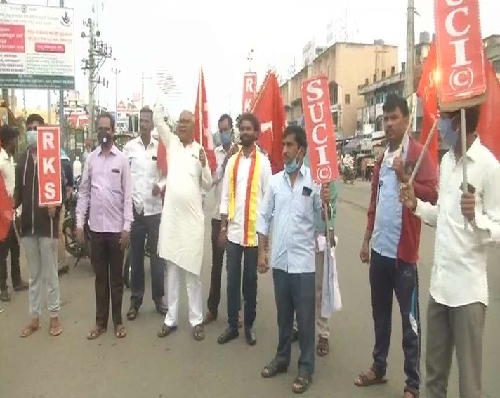 Farmers' orgs have called karnataka  statewide bandh against Farm Bills