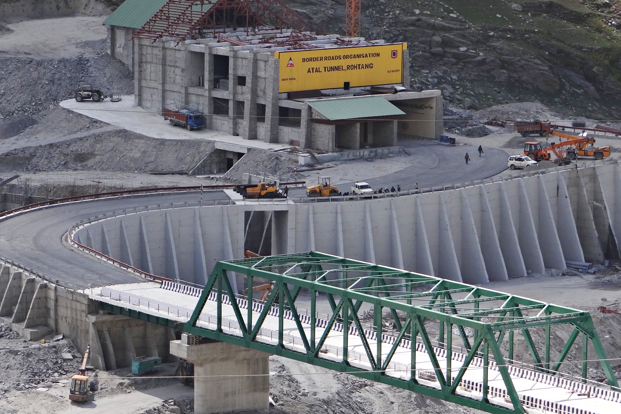 Atal Tunnel Rohtang