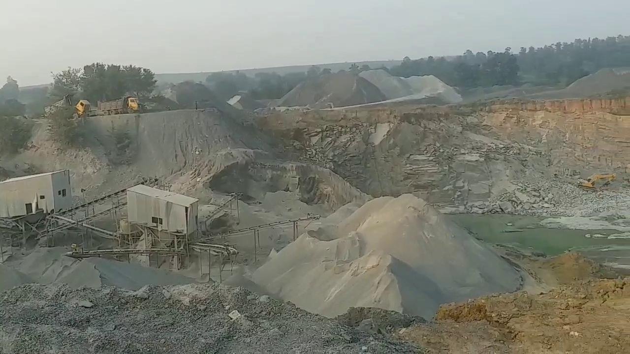 exploiting-the-environment-with-stone-crushers-in-sarguja