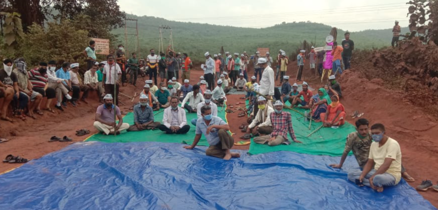 AAP demonstration demanding the development of Dalli Rajhra area